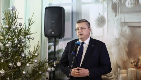 Военнослужащих и медперсонал госпиталя вице-губернатор поздравил с наступающим Новым годом