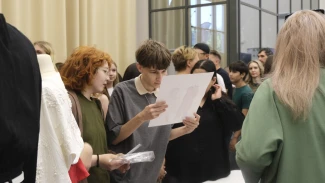 Более 700 молодых астраханцев трудоустроились через кадровый центр