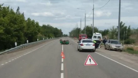 Под Астраханью водитель иномарки столкнулся с 84-летним мотоциклистом
