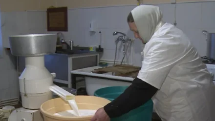 В Астраханской области при монастыре налажено молочное производство 