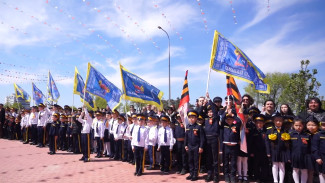 В Астрахани состоялся смотр строя и песни «Наследники казачьей славы»