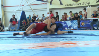 В Астрахани прошли масштабные соревнования по вольной борьбе 