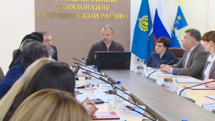 В Астраханской области обсудили развитие местного самоуправления