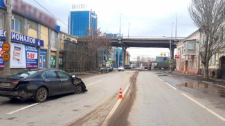 Супруги, пострадавшие в ДТП на Адмиралтейской, находятся в тяжёлом состоянии