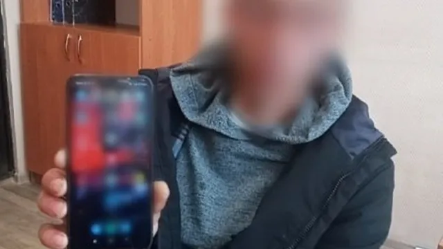 В Астрахани внук украл у своего деда более 50 тысяч рублей