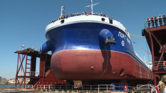 В Астрахани судостроители торжественно спустили на воду танкер-химовоз