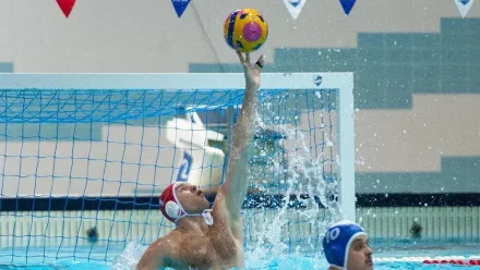 Астраханские ватерполисты обыграли волгоградский «Спартак»