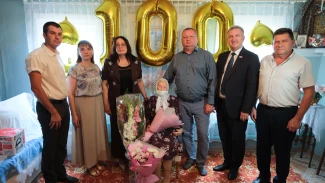 В Астраханской области труженица тыла отметила 100-летний юбилей