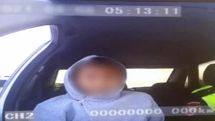 Под Астраханью 17-летний водитель без прав пытался уплыть от полиции