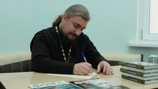 Настоятель астраханского храма написал книгу
