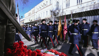 В Астрахани чтят память жертв политических репрессий казачества