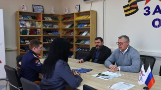 Глава Астраханской области и сенатор Андрей Деркач обсудили оказание помощи ветеранам СВО