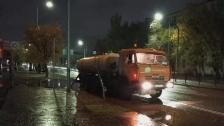 В Астрахани за ночь откачали более 160 кубометров дождевой воды