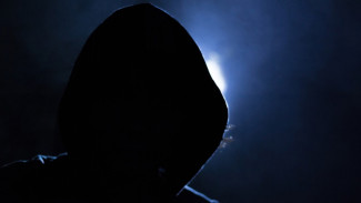 Астраханца осудят за кражу телефона и 16 тысяч рублей у посетителя кафе