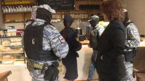 В Астрахани принудительно снесут кафе