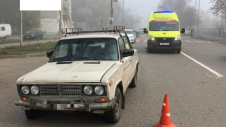 В Астрахани сбили юного самокатчика