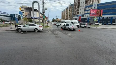 В Астрахани на улице Боевой в ДТП пострадала 4-летняя девочка