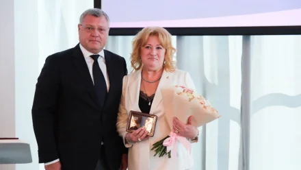 Игорь Бабушкин поздравил областной наркодиспансер с 40-летием