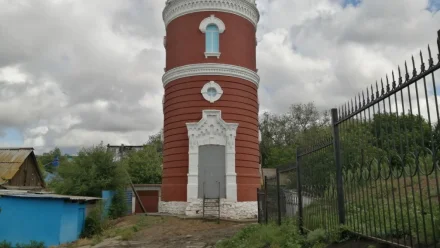 В Астрахани отремонтировали старинную водонапорную башню