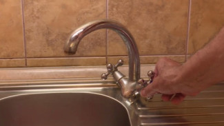 Жители микрорайона Юго-Восток-3 страдают от зловония и отсутствия воды