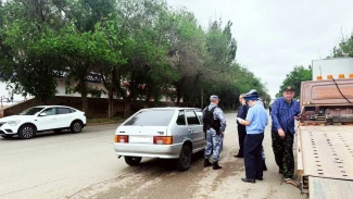 В Астрахани владелец машины оплатил 61 штраф 