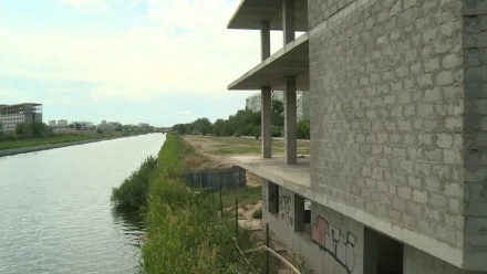 В Астрахани участились несчастные случаи на заброшенных зданиях 