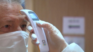 Волонтёры помогают астраханцам безопасно отдать свой голос 