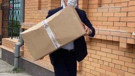 Леонид Огуль взял под патронаж астраханских ветеранов на время самоизоляции