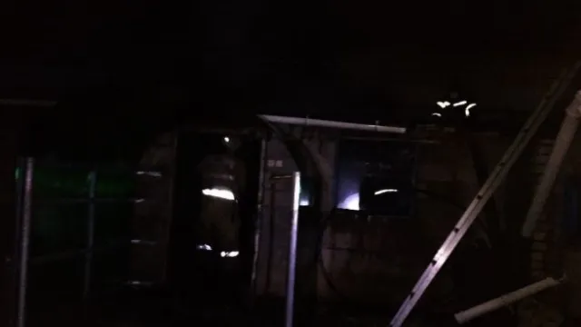 Подросток получил ожоги во время пожара в хозпостройке в Ахтубинске