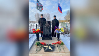 В Астраханской области открыли памятник герою СВО