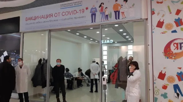 Почти 25 тысяч астраханцев вакцинировались от коронавируса