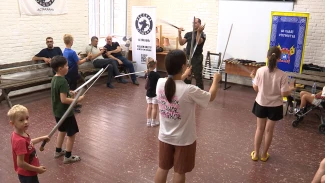 В Астрахани проводятся занятия по фланкировке