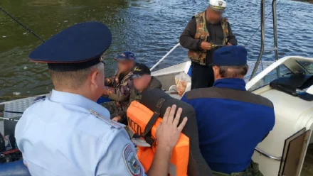 В Астраханской области оштрафованы 4 судоводителя за нарушения