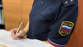 В Астрахани автоледи лишили права садиться за руль из-за долга более 170 тыс. рублей