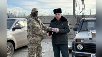 Астраханские таможенники передали конфискованные иномарки на 5 млн рублей в зону СВО