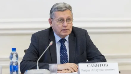 Рифат Сабитов: «США пытаются монополизировать мировое информационное пространство, чтобы бесцеремонно и беспрепятственно продвигать и навязывать свою идеологию»