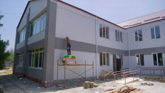 Под Астраханью продолжается капремонт детсада
