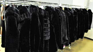 В торговых центрах Астрахани продавали немаркированные меховые изделия