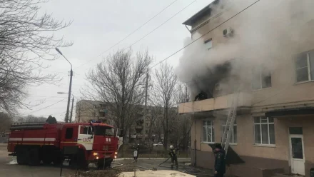 В Астрахани в ординаторской областной детской больницы произошёл пожар