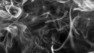 Запах гари из-за загорания камыша в Казахстане дошёл до Астрахани