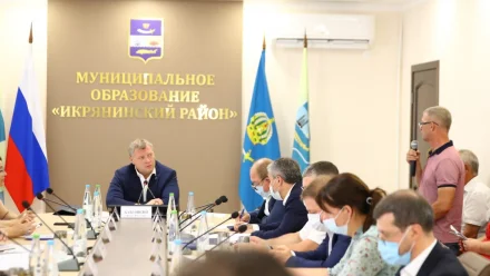 Игорь Бабушкин посетил Икрянинский район с рабочим визитом