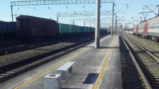 В Астрахани отремонтировали пассажирскую платформу на станции «Кутум»