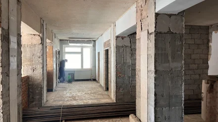 В Астрахани продолжается капремонт отделения городской поликлиники № 2