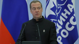 Дмитрий Медведев пригласил экспертов к работе над новой народной программой 