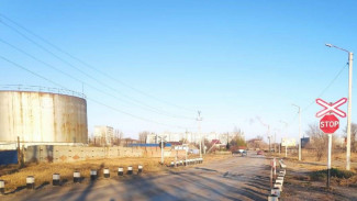 В Ахтубинске 17 ноября временно ограничат движение через ж/д переезд