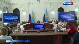 На заседании правительства Астраханской области обсудили готовность образовательных учреждений к учебному году