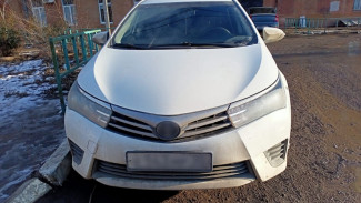 В Астрахани арестовали иномарку водителя, задолжавшего по штрафам почти полмиллиона рублей