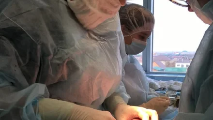 В Астрахани врачи провели сложную операцию и спасли две жизни