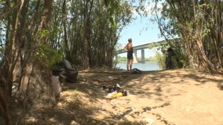 Кто должен убирать мусор на официальных местах отдыха в Астрахани