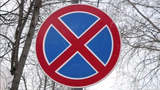 В Астрахани до конца года ограничат стоянку транспорта на ряде улиц